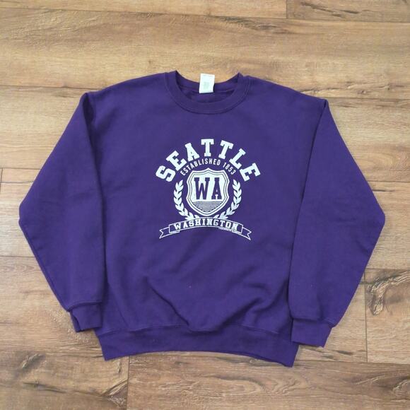 Seattle Washington Adult Medium Pullover Sweatshirt Sweater PNW Purple - Picture 1 of 6